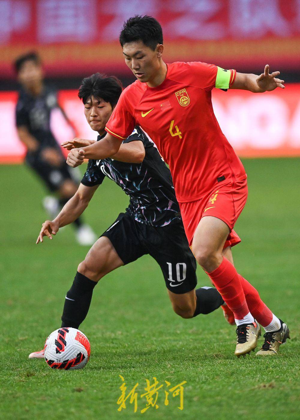 九游-关于南城金雕队对阵姑苏雷霆队，自行车邀请赛惊险晋级，内线统治篮板——宿敌对话再升级的信息