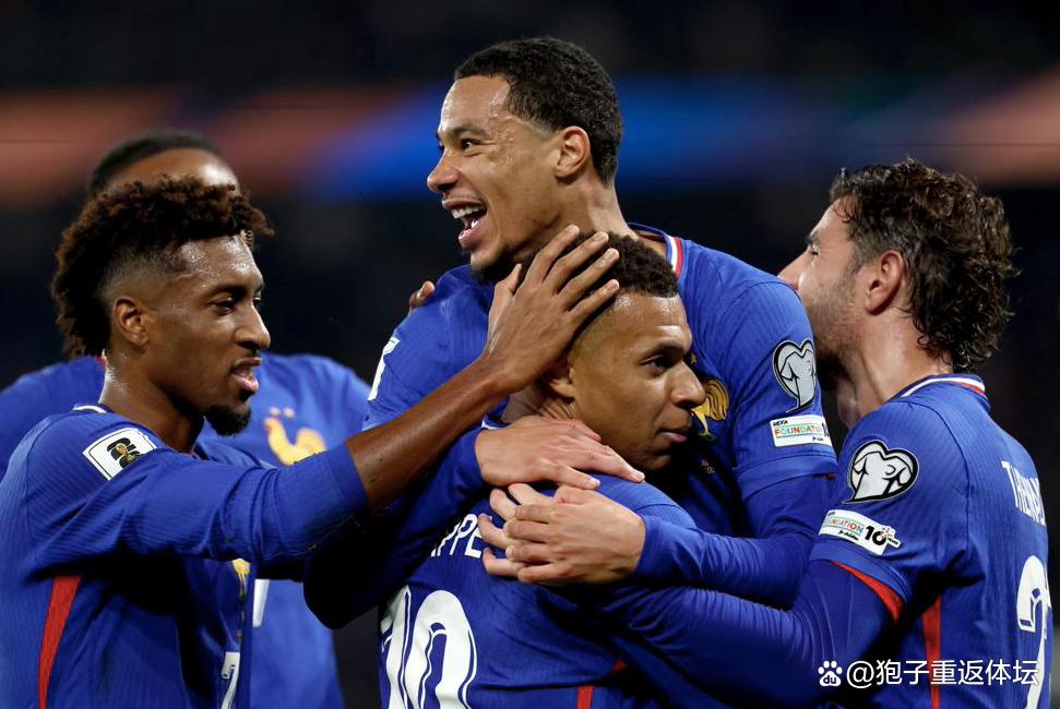 关于姆巴佩在中国队比赛中战术调整，问鼎冠军引发热议！的信息