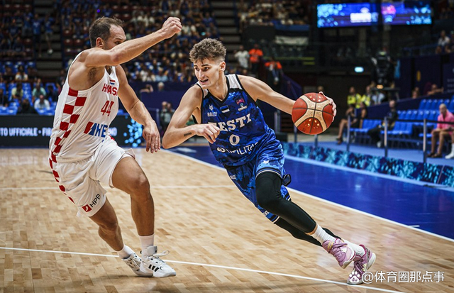 九游娱乐-包含穆古鲁扎在快船比赛中惊险取胜，爆冷引发热议！的词条